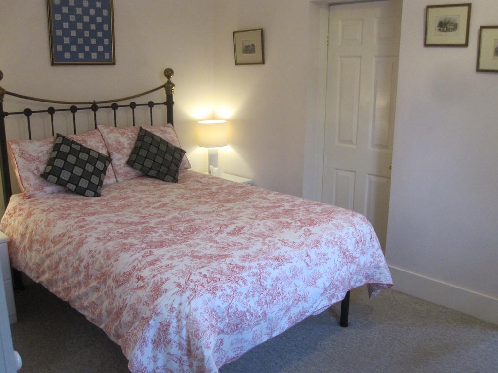 Clayhill House Bed & Breakfast ลินด์เฮิร์สต์ ภายนอก รูปภาพ