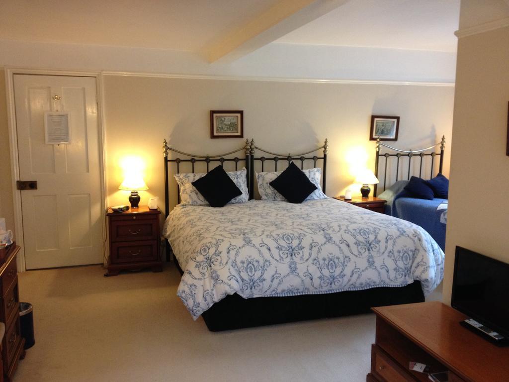 Clayhill House Bed & Breakfast ลินด์เฮิร์สต์ ภายนอก รูปภาพ